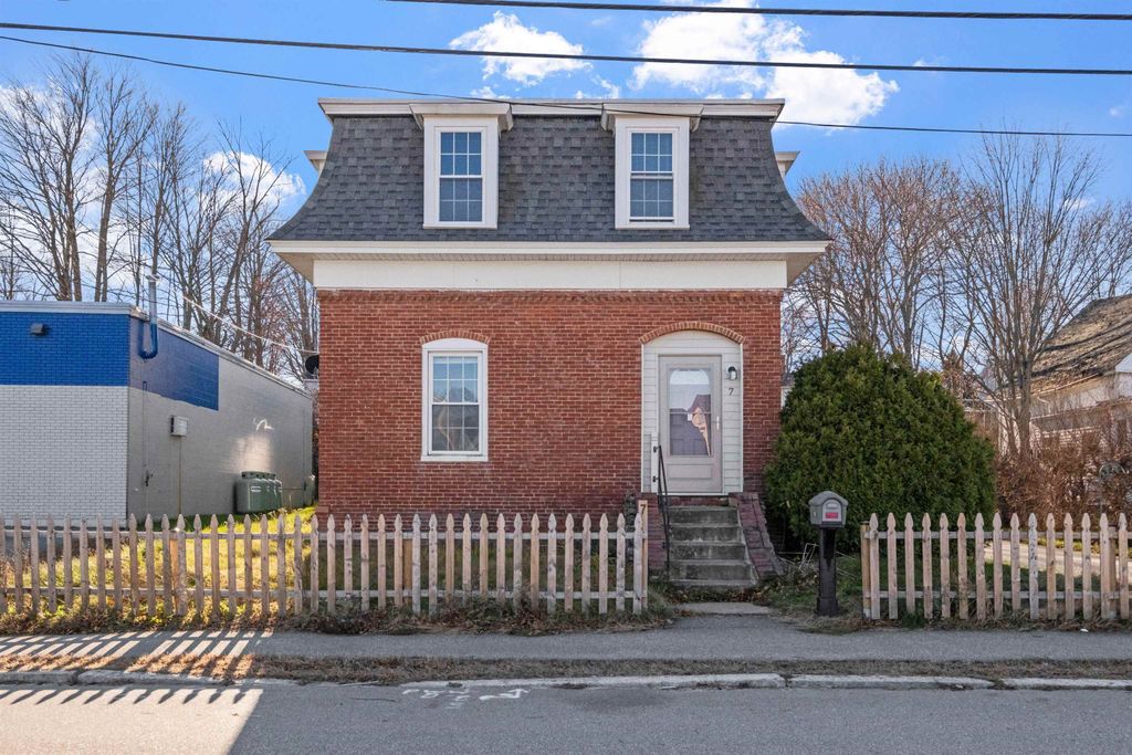 Photo of 7 Cram Avenue, Pittsfield, NH 03263 (MLS # 5070337)