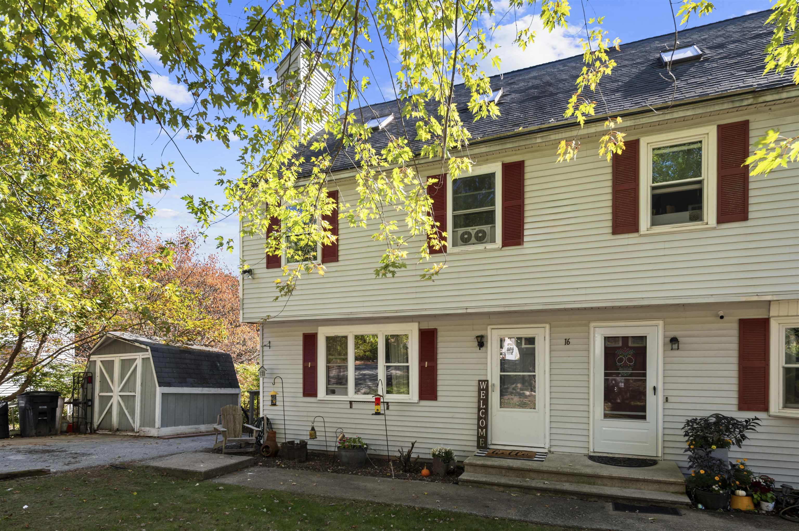 16 Blackberry Road L