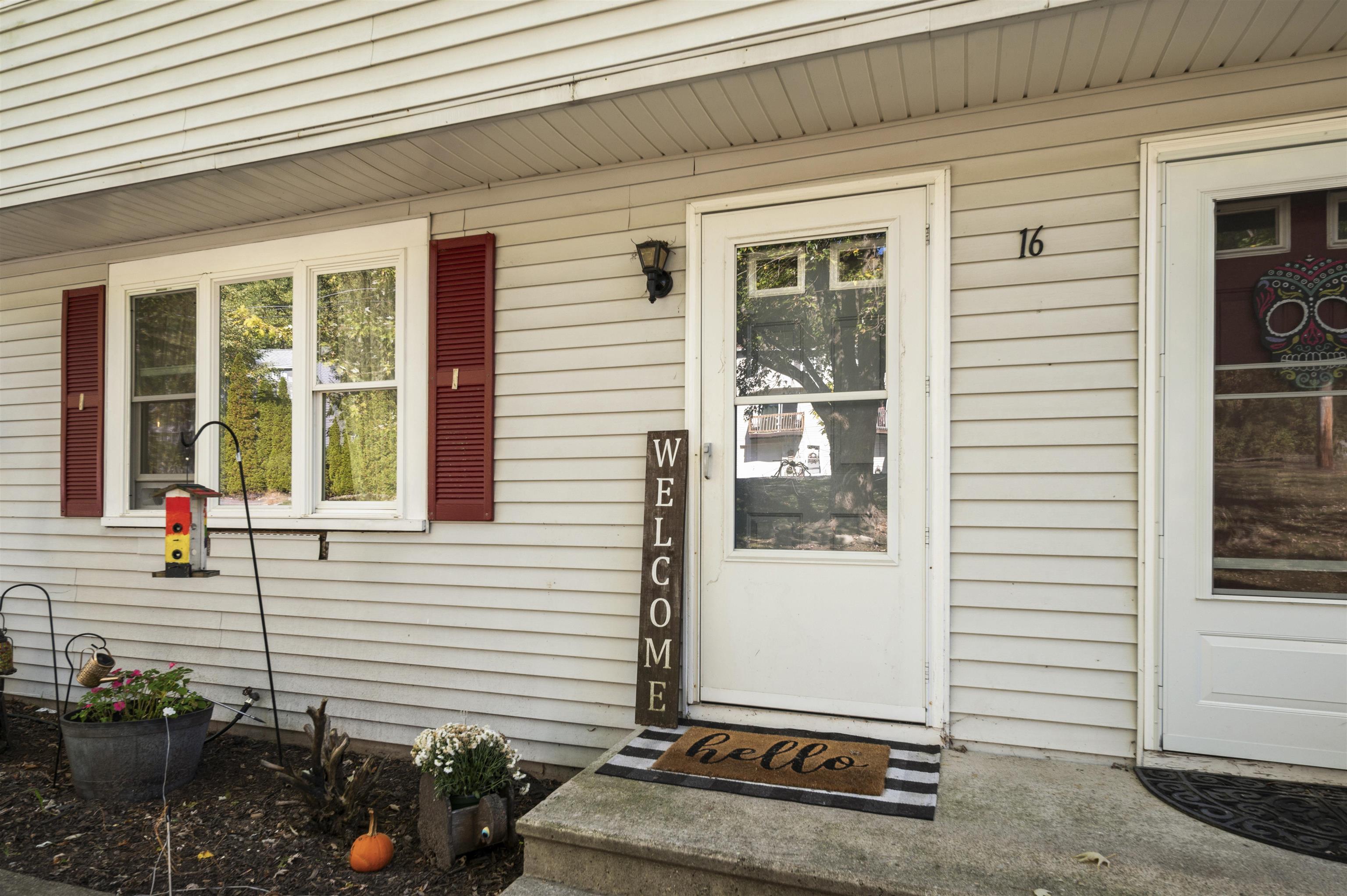 16 Blackberry Road L