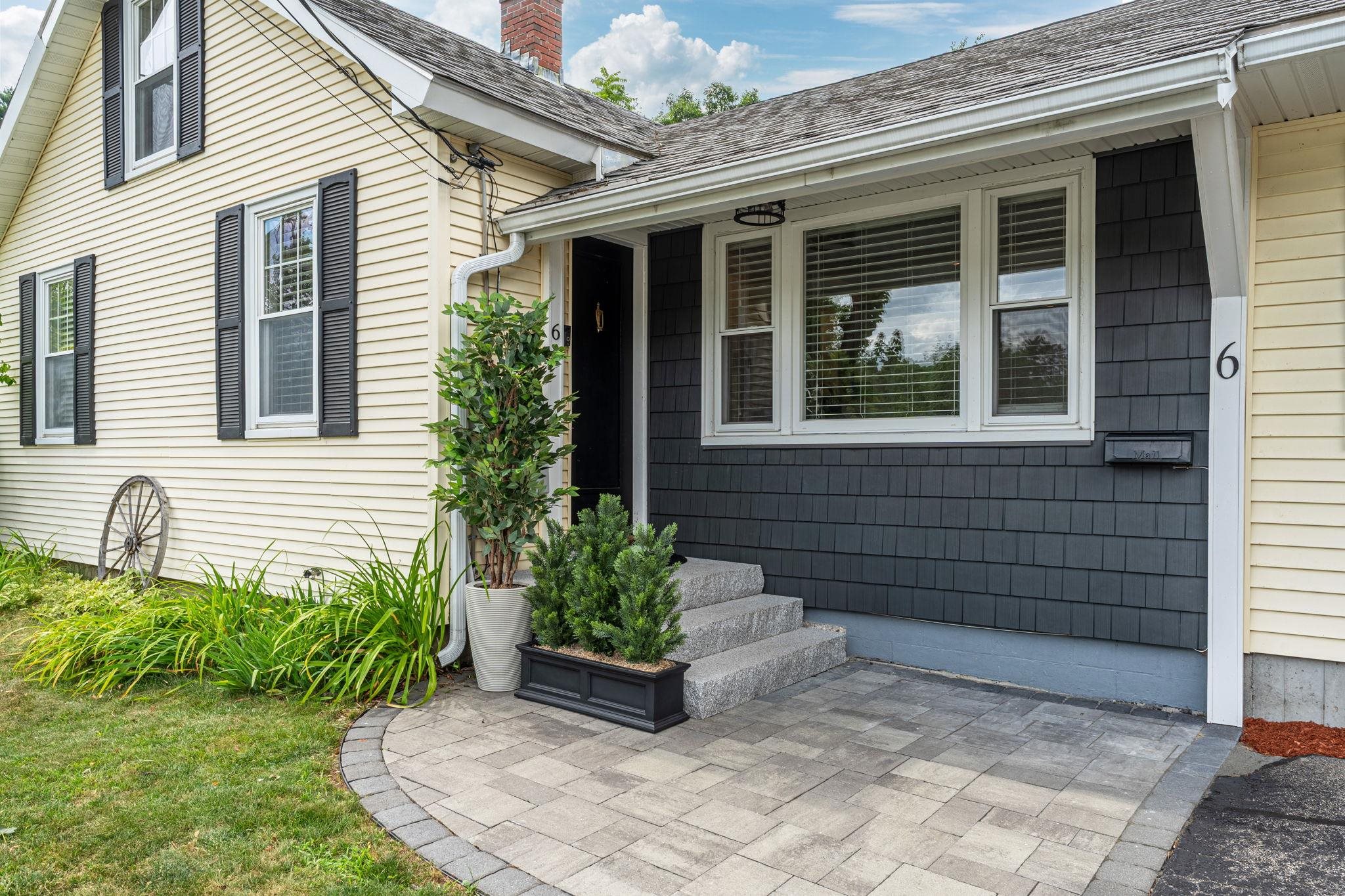 6 Broad Avenue