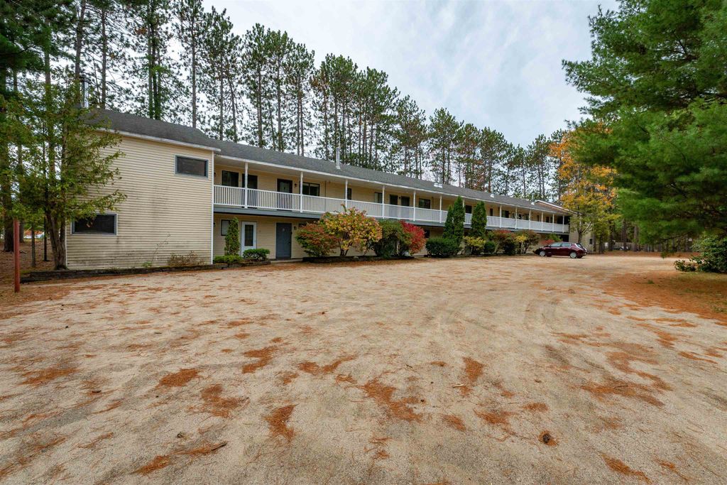 Photo of 42 Wylie Court #1, Conway, NH 03818 (MLS # 5070519)