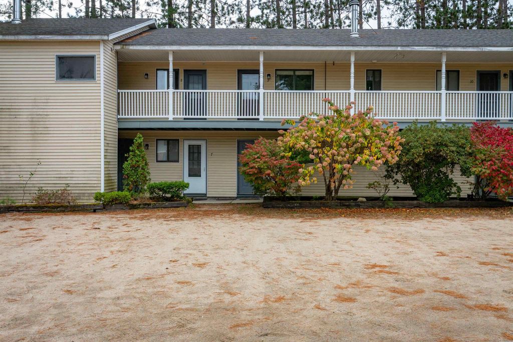 Photo of 42 Wylie Court #1, Conway, NH 03818 (MLS # 5070519)