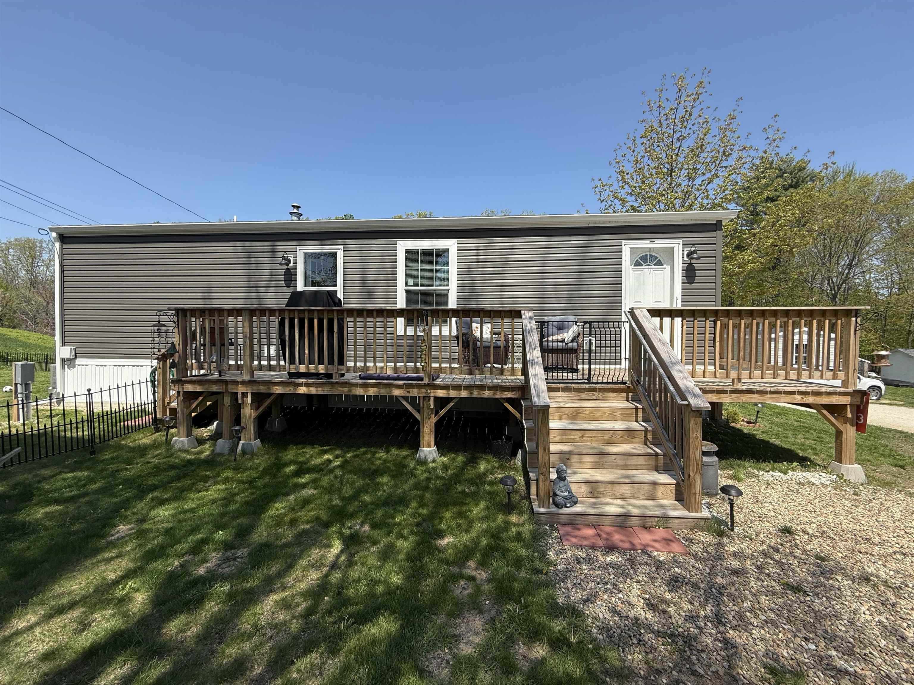 65 Leavitt Road 13
