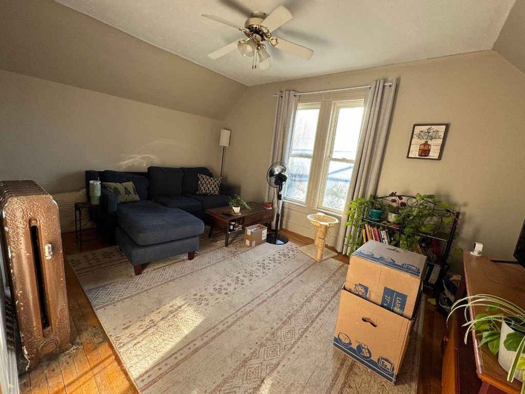Photo of 107 Russell Street #2, Manchester, NH 03104 (MLS # 5064417)