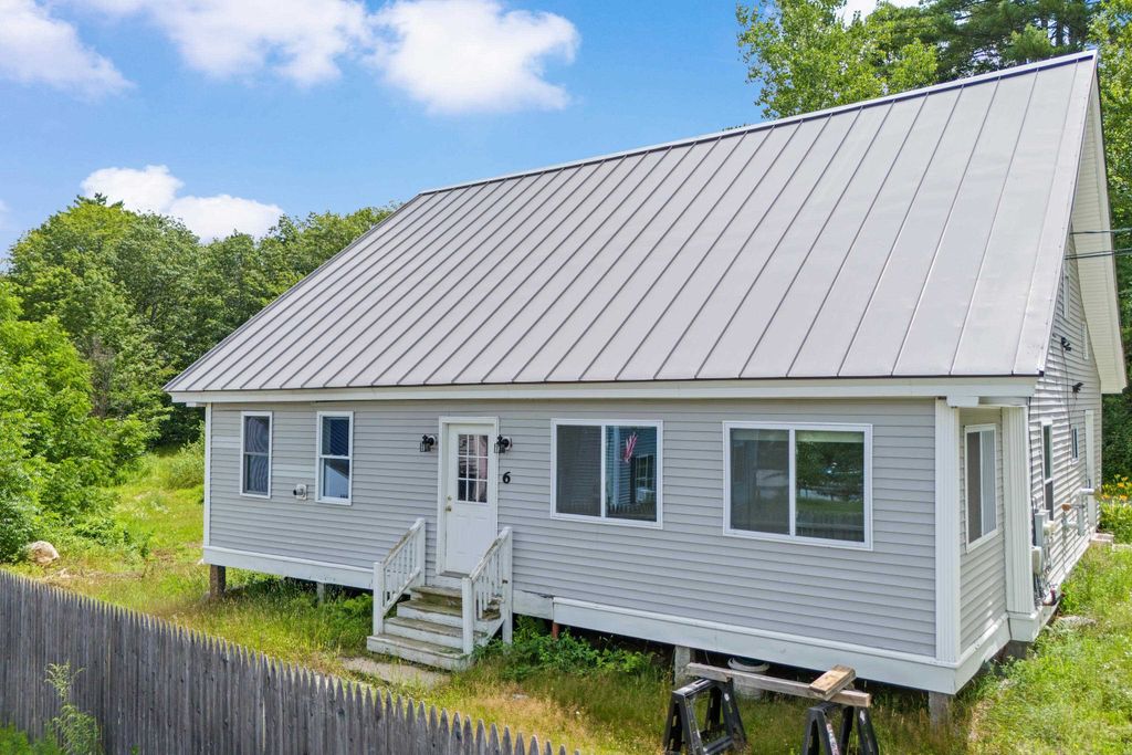 Photo of 99 Depot Hill Road, Henniker, NH 03242 (MLS # 5052936)