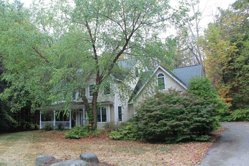 Photo of 42 Forest Drive, Lincoln, NH 03251 (MLS # 5062794)