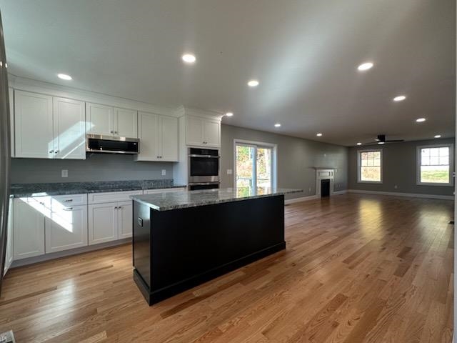 Concord, New Hampshire 03301, United States, 3 Bedrooms Bedrooms, ,3 BathroomsBathrooms,Residential,Active,146737