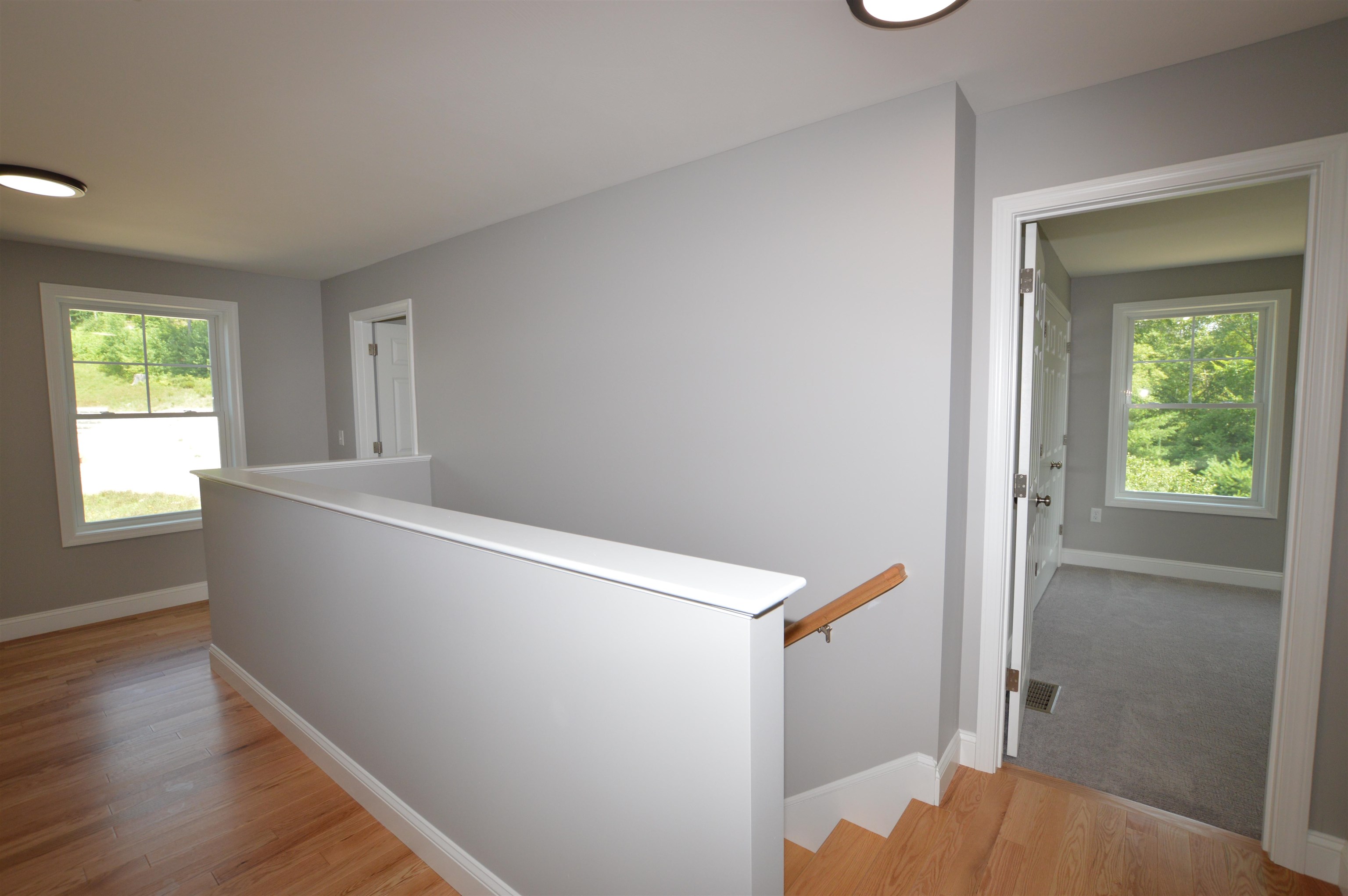 Concord, New Hampshire 03301, United States, 3 Bedrooms Bedrooms, ,3 BathroomsBathrooms,Residential,Active,146737