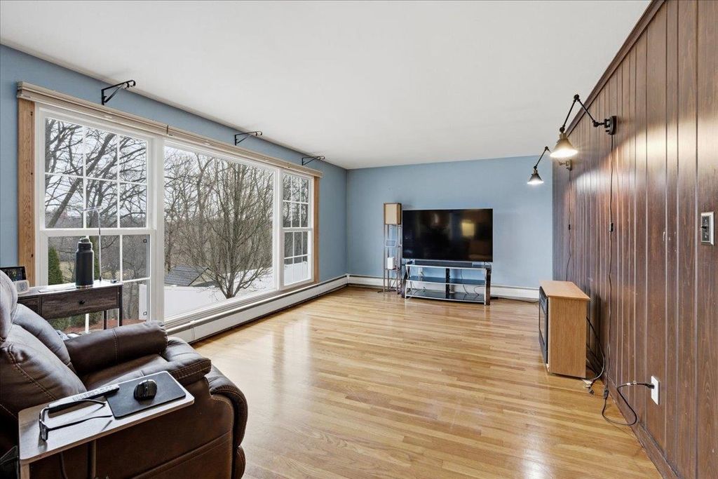 Photo of 113 Comeau Street, Manchester, NH 03102 (MLS # 5080784)