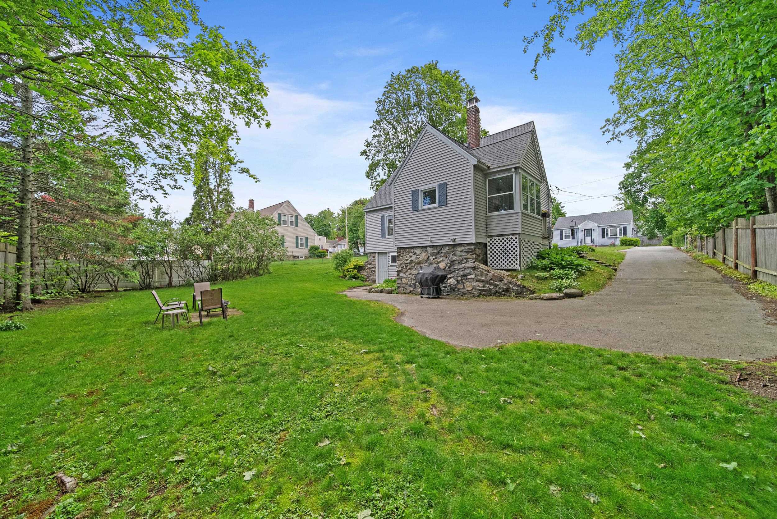 16 Ann Avenue
