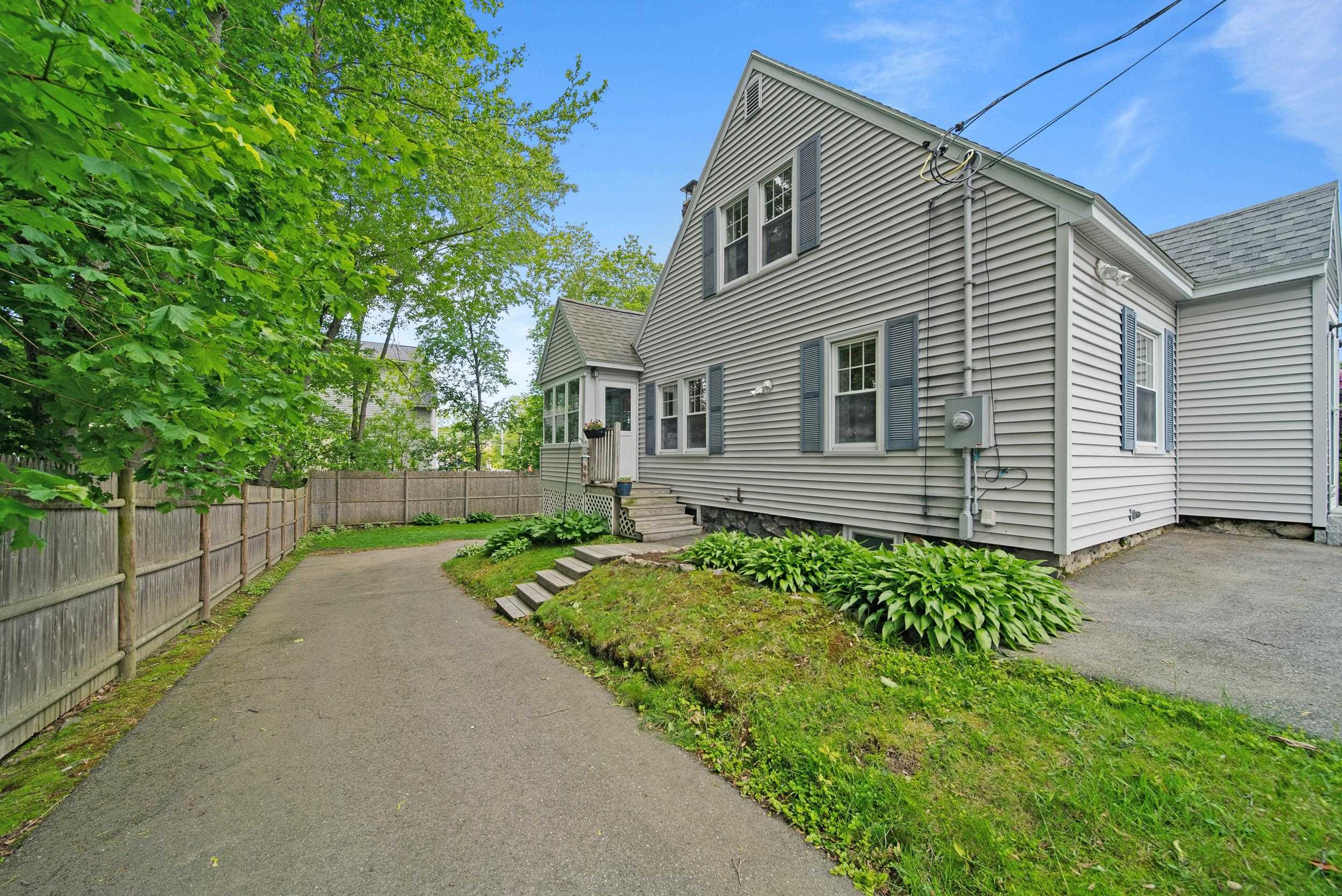 16 Ann Avenue