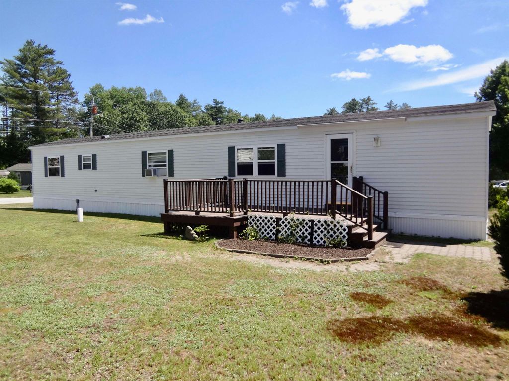 Photo of 5 Brook Circle, Loudon, NH 03307 (MLS # 5049221)