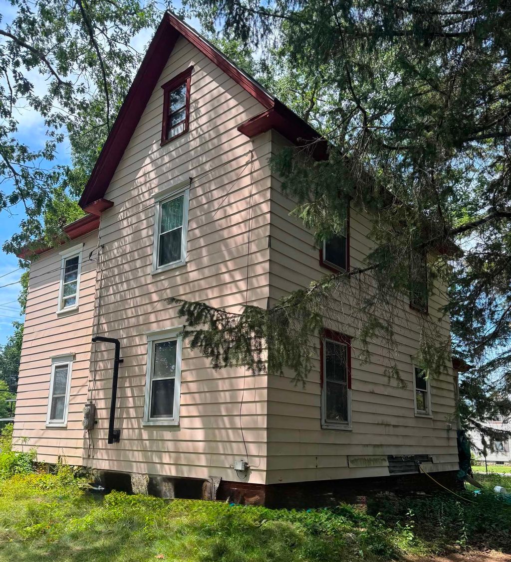 Photo of 126 Park Street, Northfield, NH 03276 (MLS # 5053622)