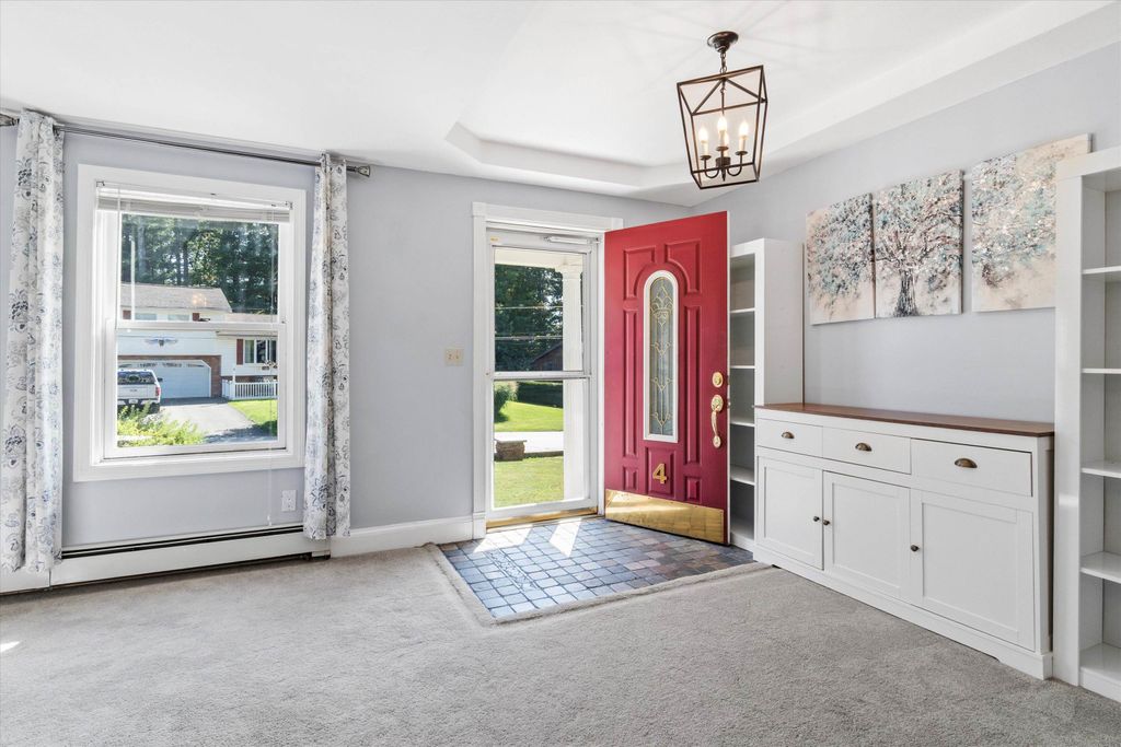 Photo of 4 Nelson Street, Nashua, NH 03063 (MLS # 5062690)