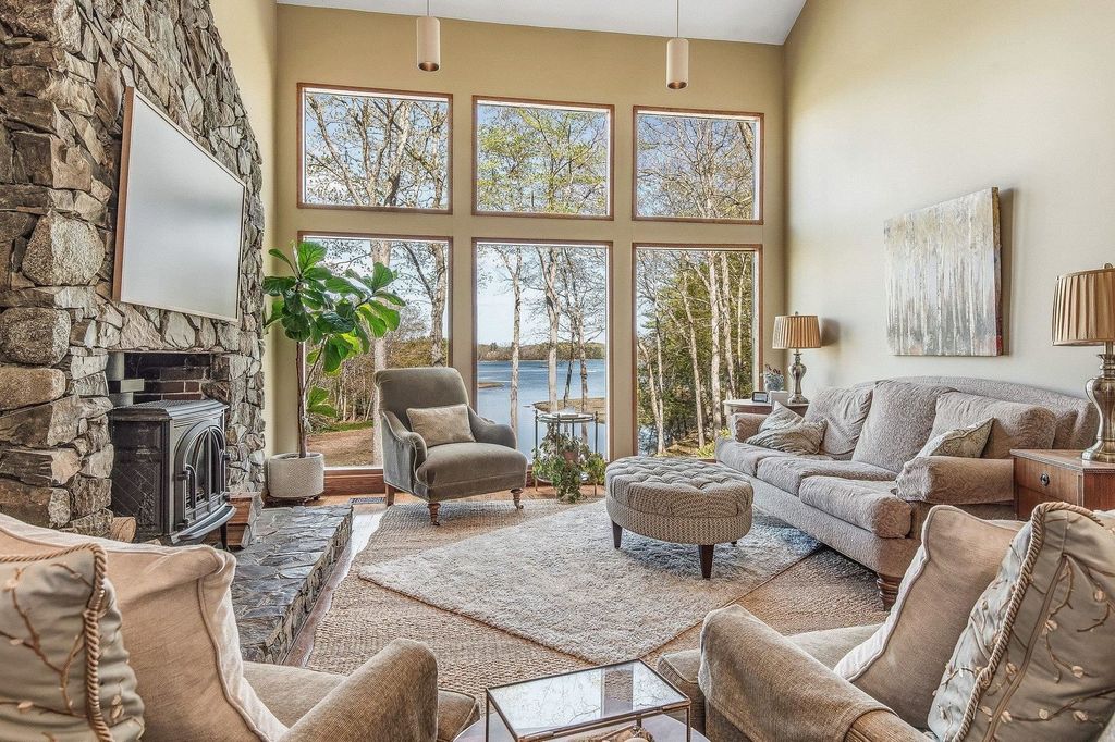 Photo of 8 Willey Creek Road, Durham, NH 03824 (MLS # 5089955)