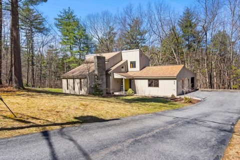 54 Truell Road Hollis NH 03049