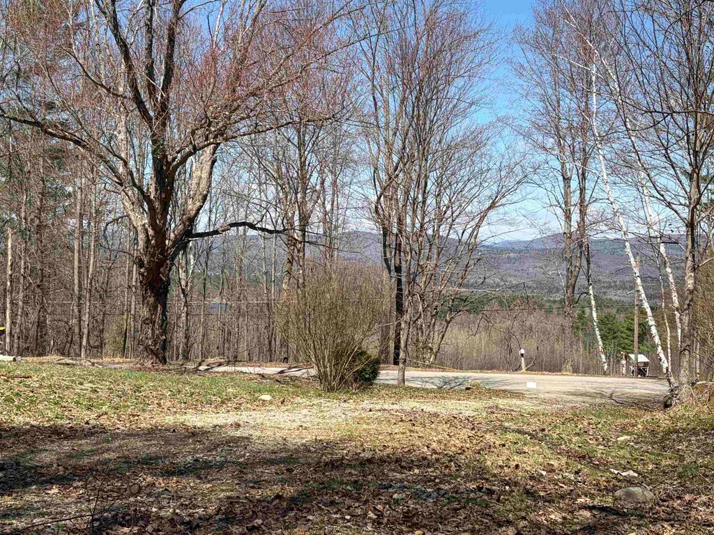 Photo of 327 South Road, Bethlehem, NH 03574 (MLS # 5085793)