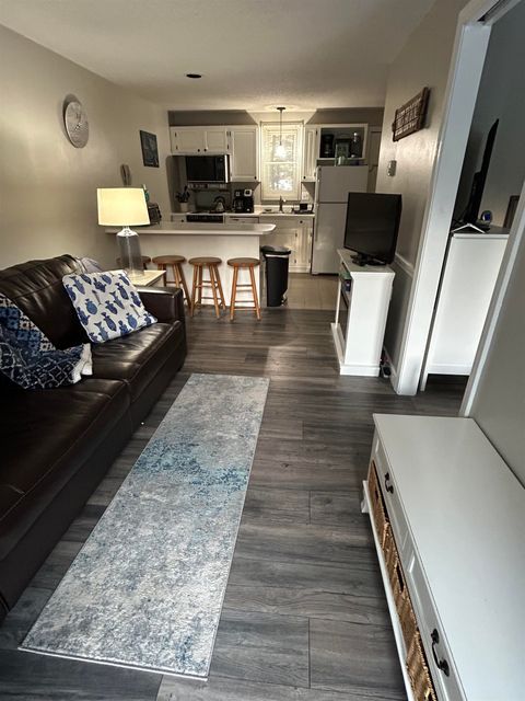 MLS: 5032527