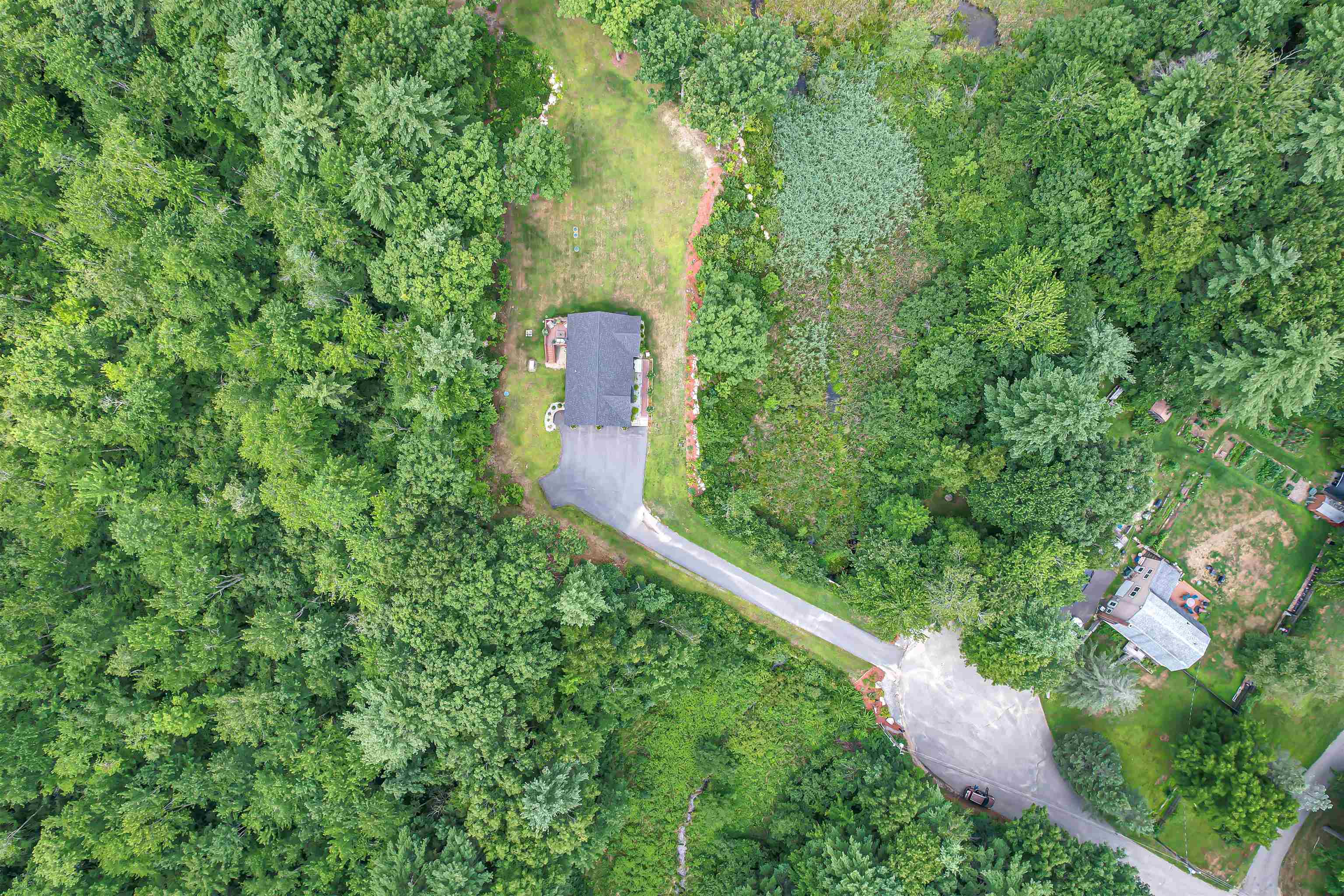 Sandown, New Hampshire 03873, United States, 4 Bedrooms Bedrooms, ,3 BathroomsBathrooms,Residential,Pending,124155