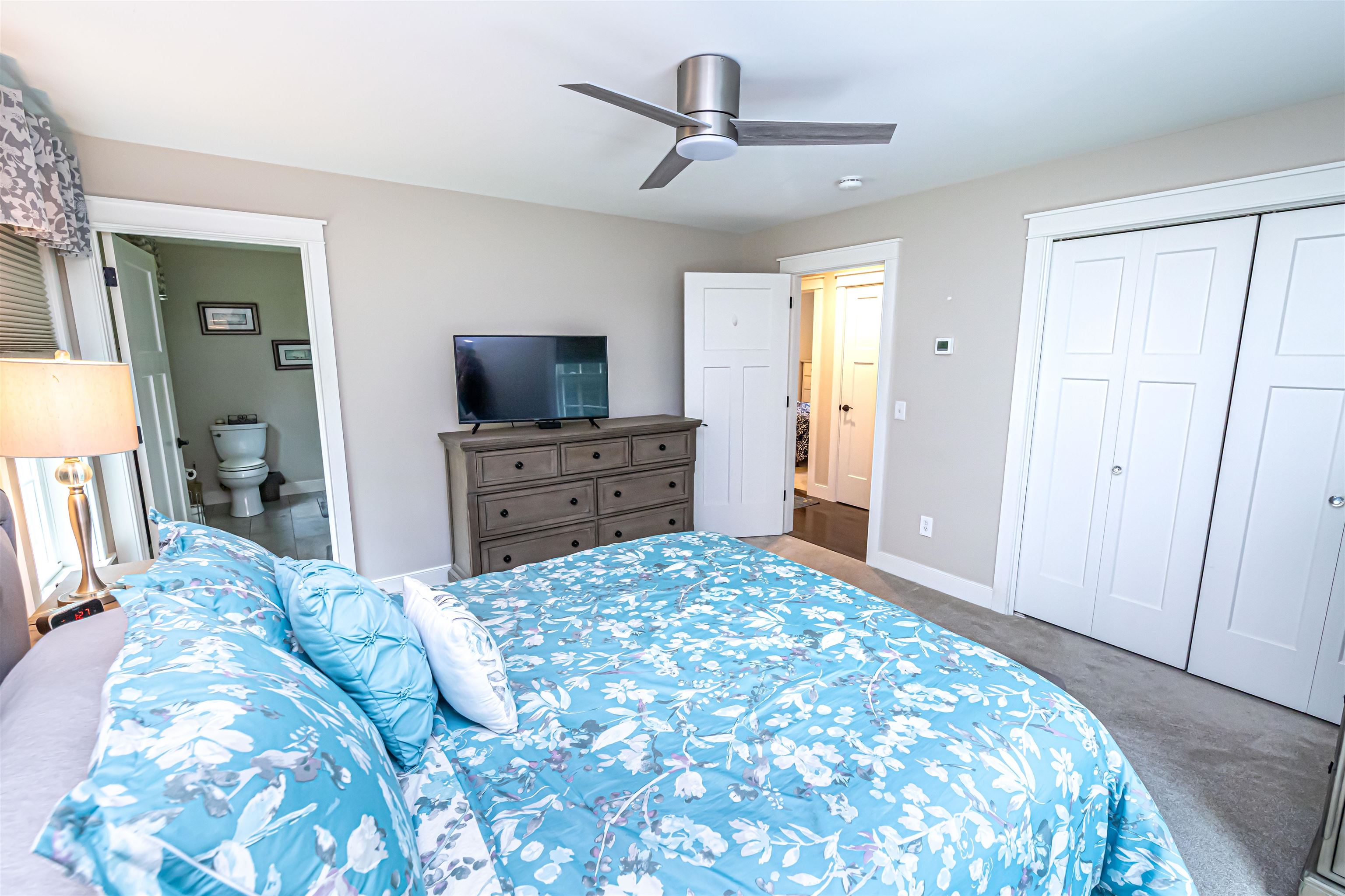 Sandown, New Hampshire 03873, United States, 4 Bedrooms Bedrooms, ,3 BathroomsBathrooms,Residential,Pending,124155