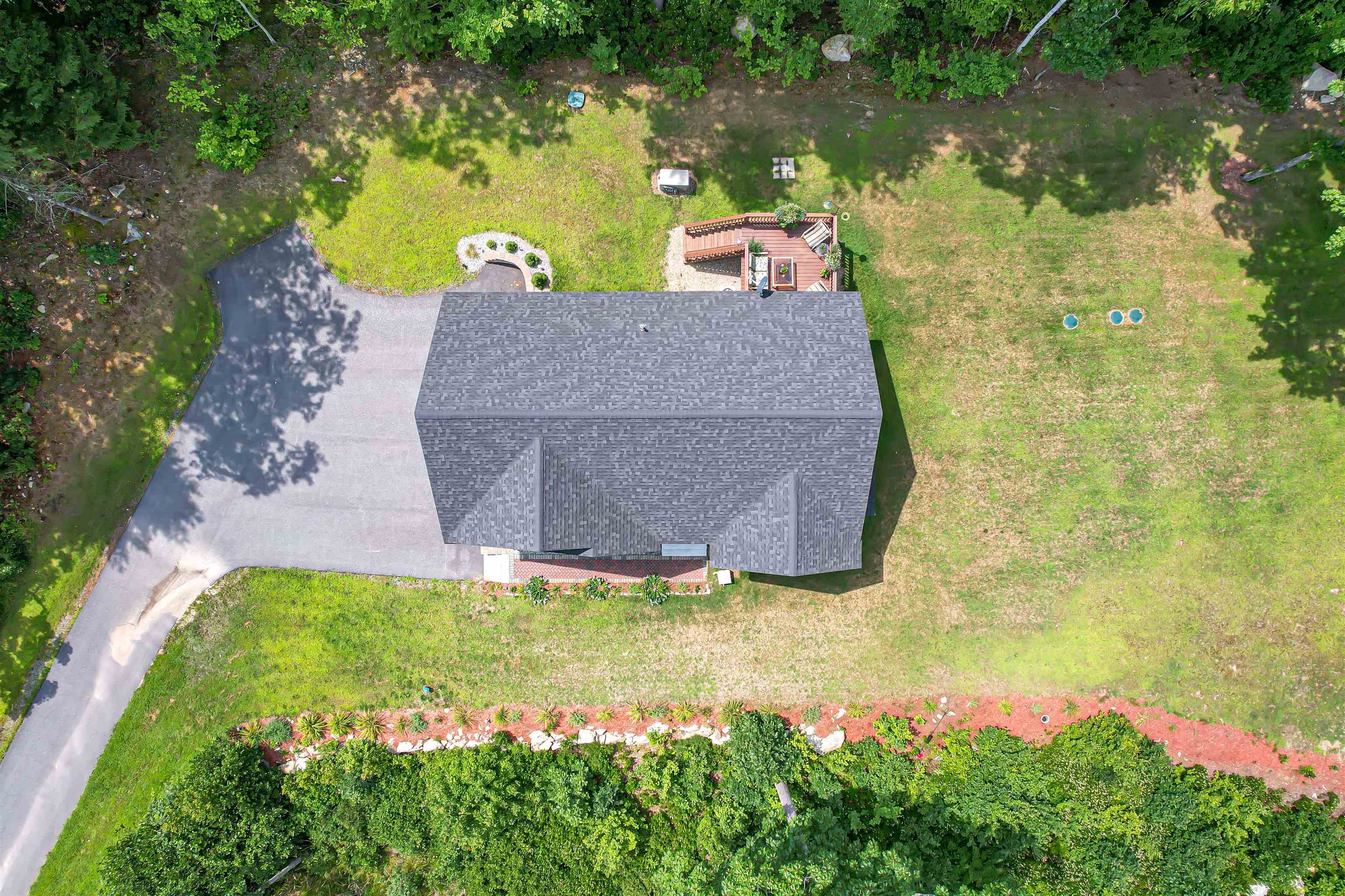 Sandown, New Hampshire 03873, United States, 4 Bedrooms Bedrooms, ,3 BathroomsBathrooms,Residential,Pending,124155