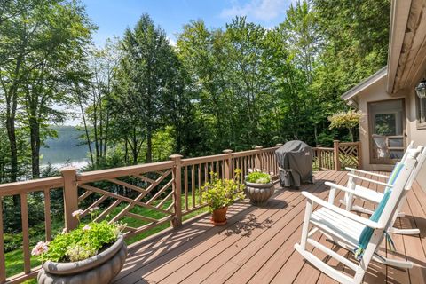 Photo of 12 Cherry Lane, Grantham, NH 03753 (MLS # 5056823)