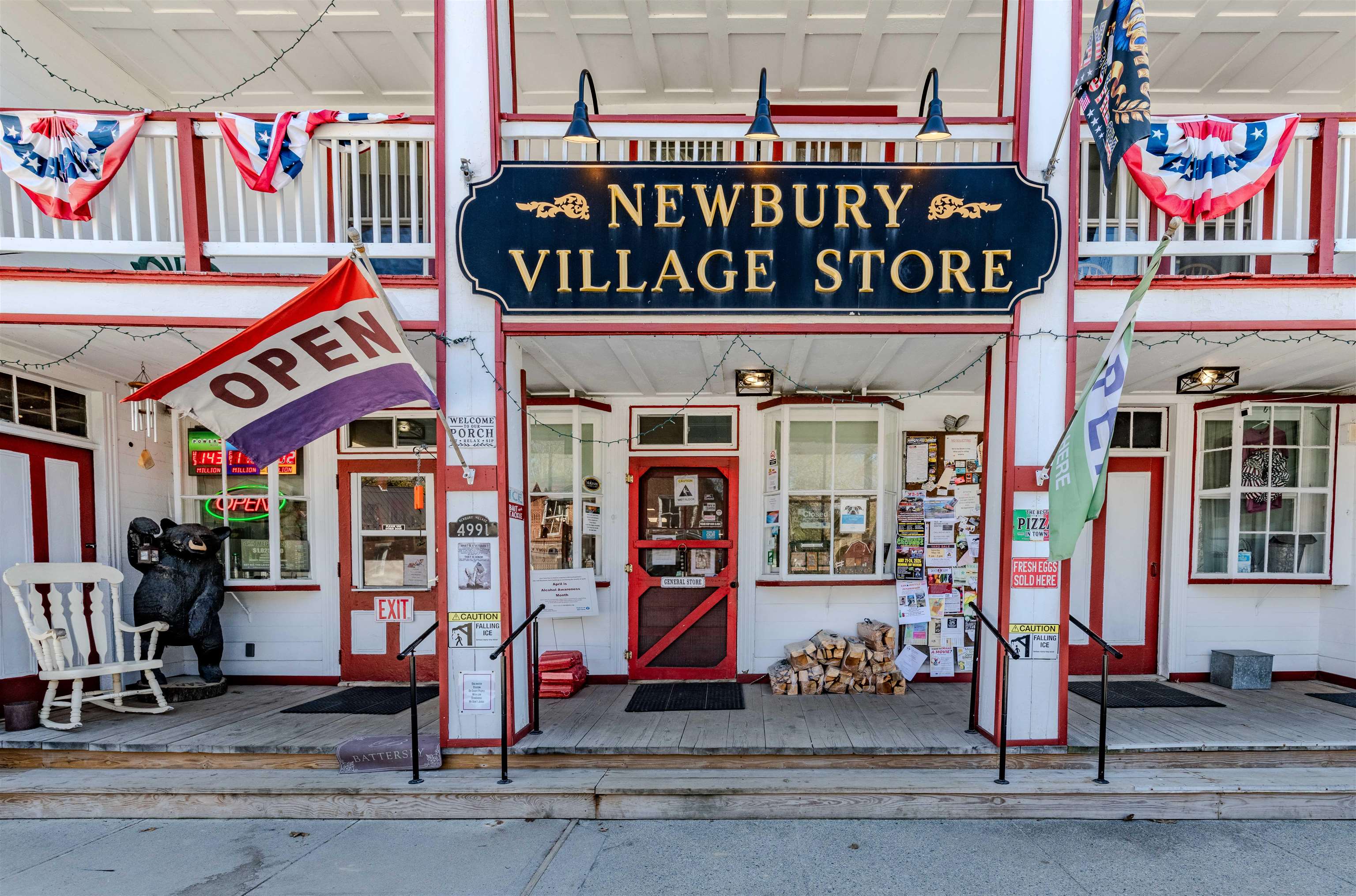 4991 Main Street