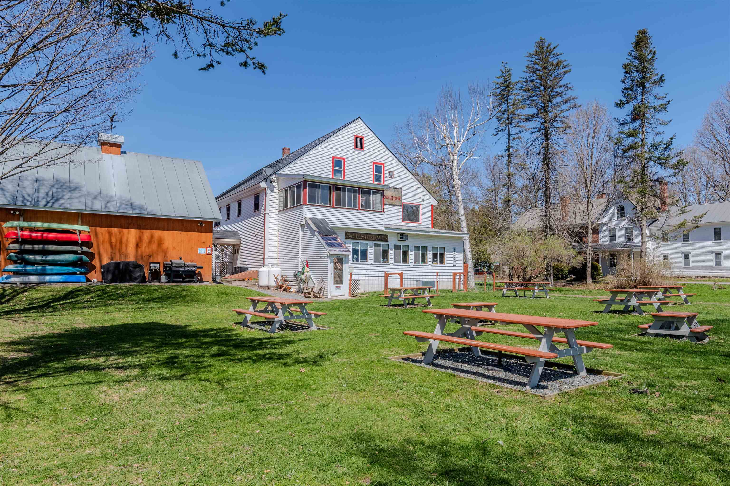4991 Main Street