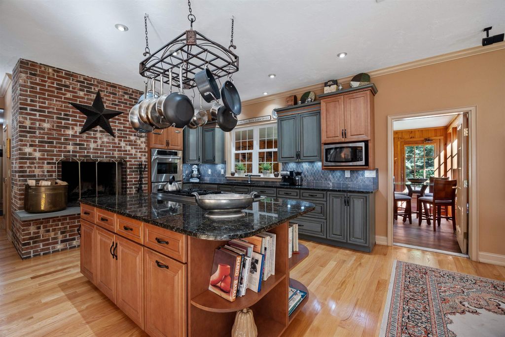 Photo of 66 Hayes Lane, Moultonborough, NH 03254 (MLS # 5074850)