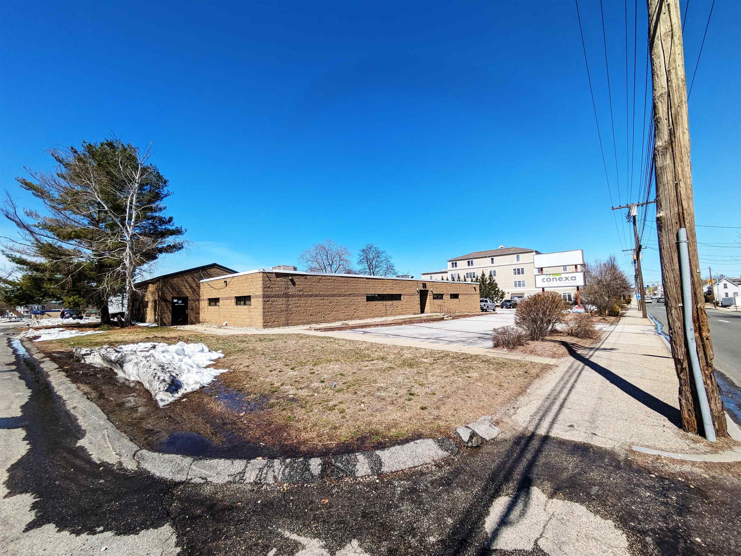 25 S Maple Street