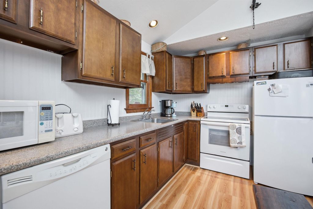 Photo of 1 Wentworth Lane, Barnstead, NH 03225 (MLS # 5081370)