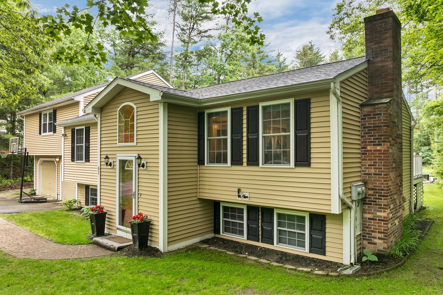 51 Palomino Lane