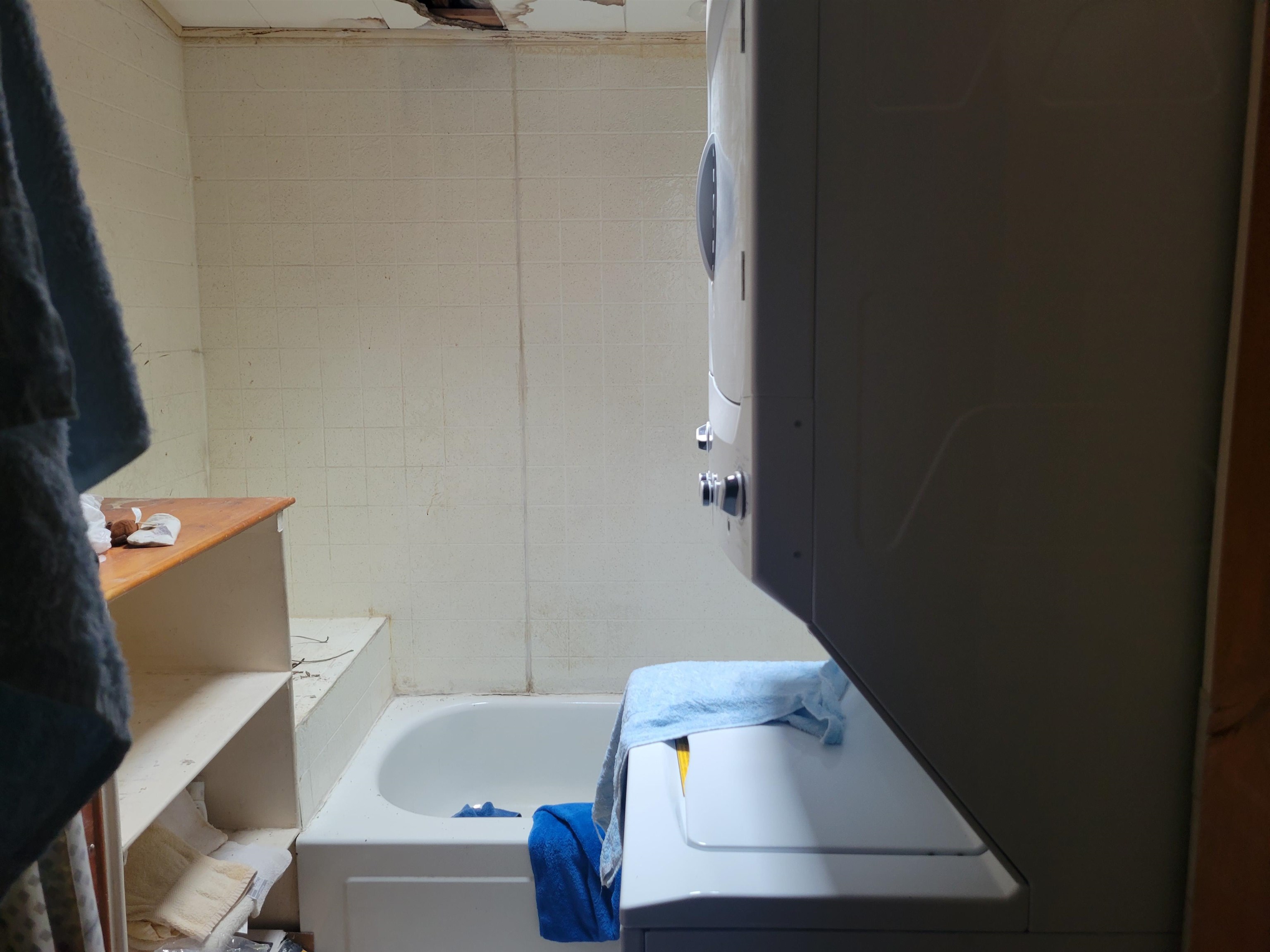 Andover, New Hampshire 03231, United States, 2 Bedrooms Bedrooms, ,1 BathroomBathrooms,Residential,Pending,149165