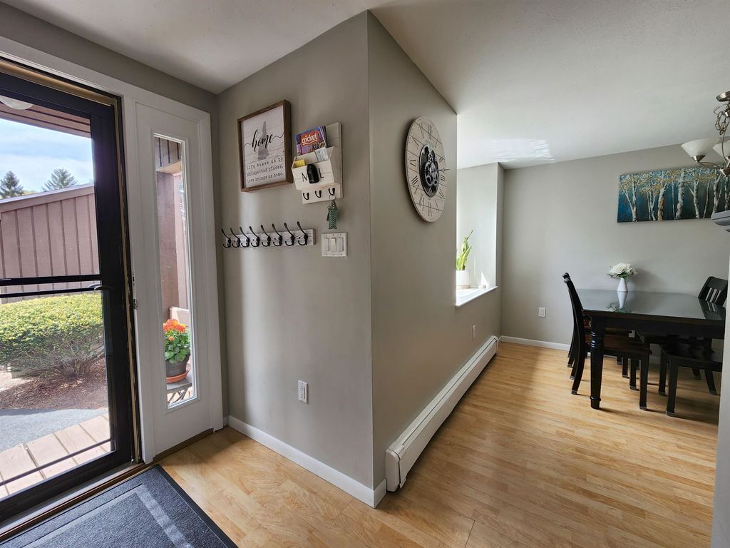 Photo of 55 Spring Cove Road, Nashua, NH 03062 (MLS # 5089013)
