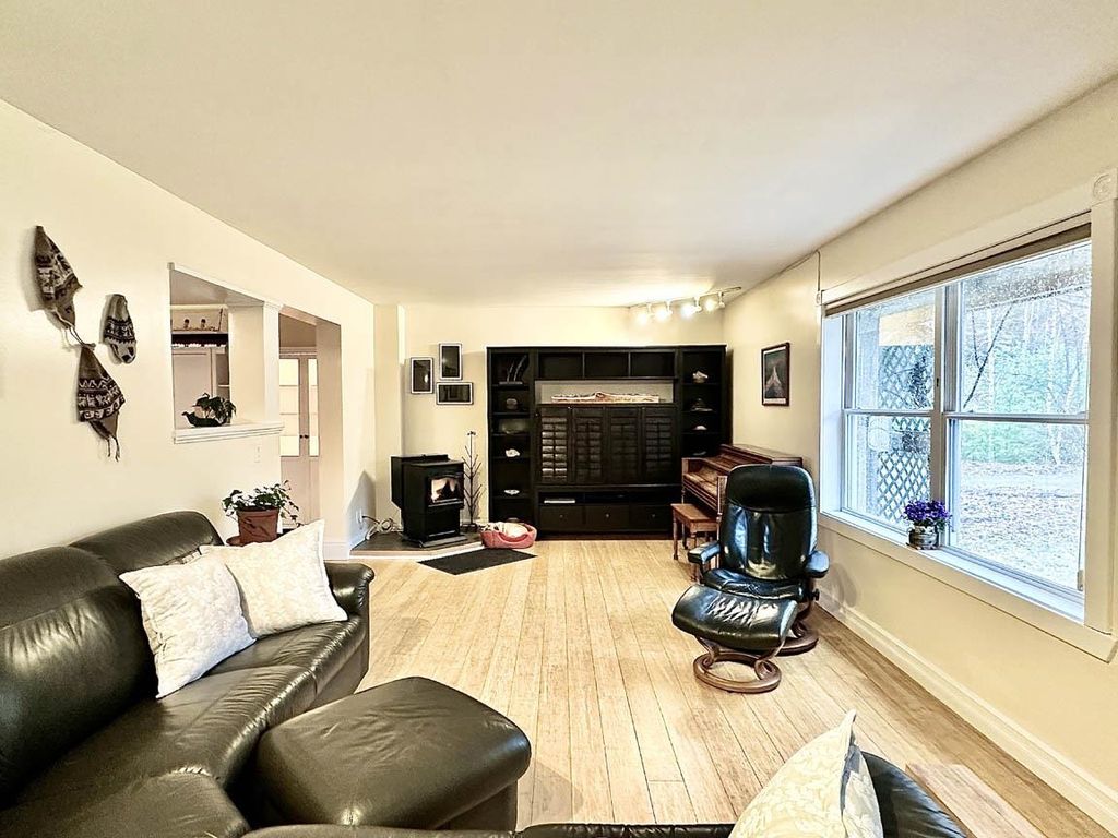 Photo of 41 Chaddarin Lane, Plymouth, NH 03264 (MLS # 5082369)