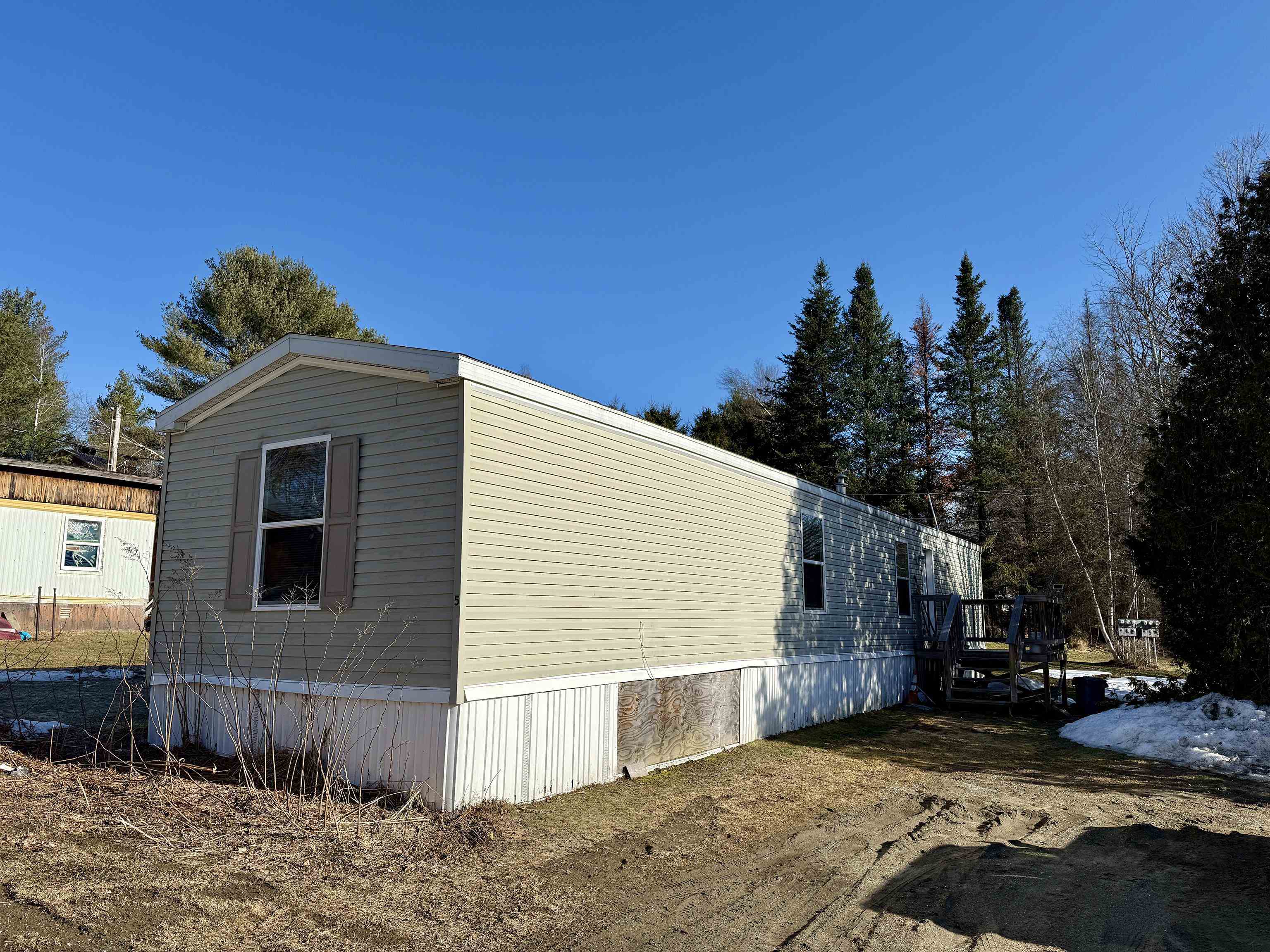 Morristown, Vermont 05661, United States, 2 Bedrooms Bedrooms, ,2 BathroomsBathrooms,Residential,Active,87133