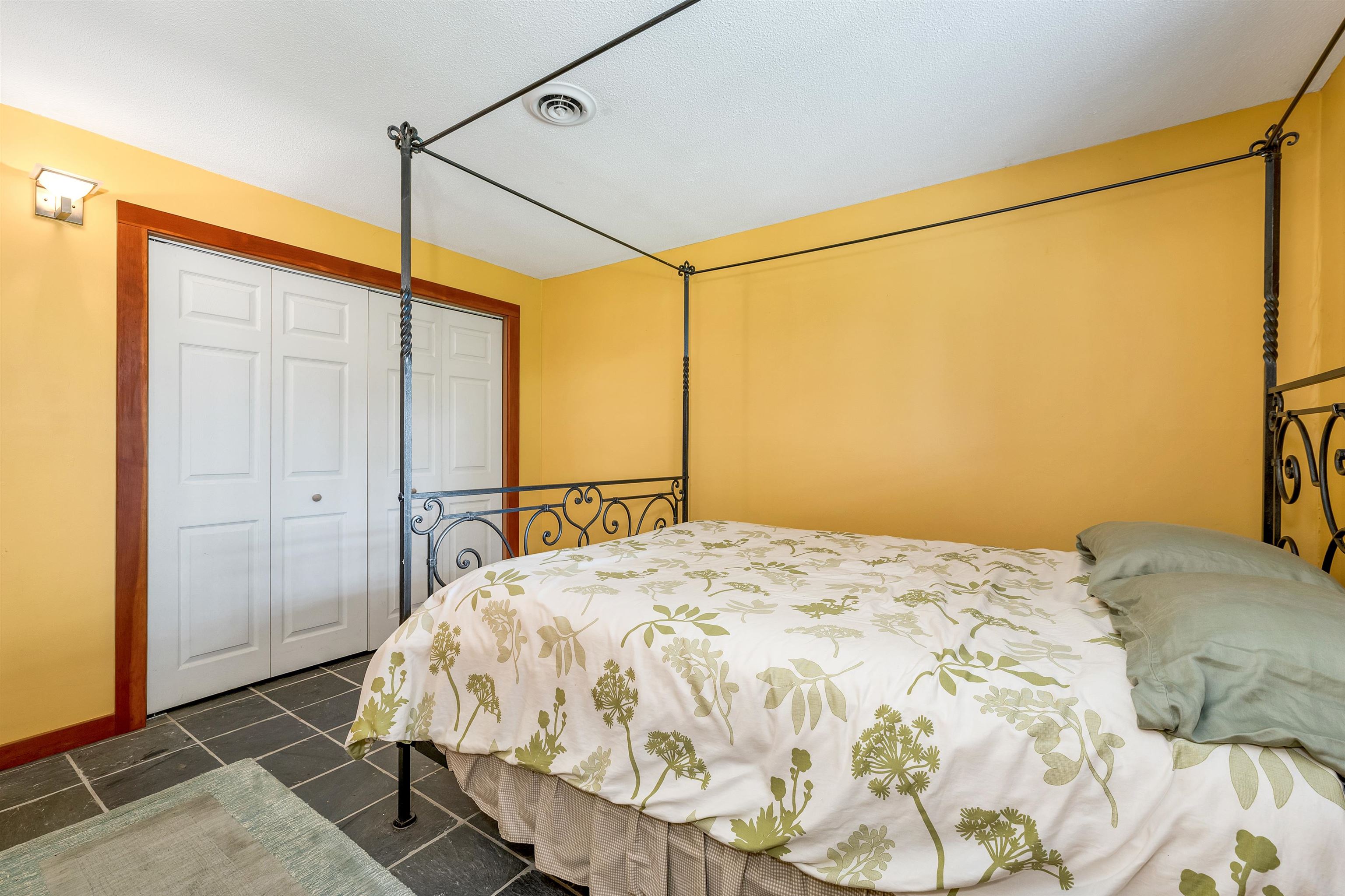 Holderness, New Hampshire 03245, United States, 4 Bedrooms Bedrooms, ,3 BathroomsBathrooms,Residential,Active,186668