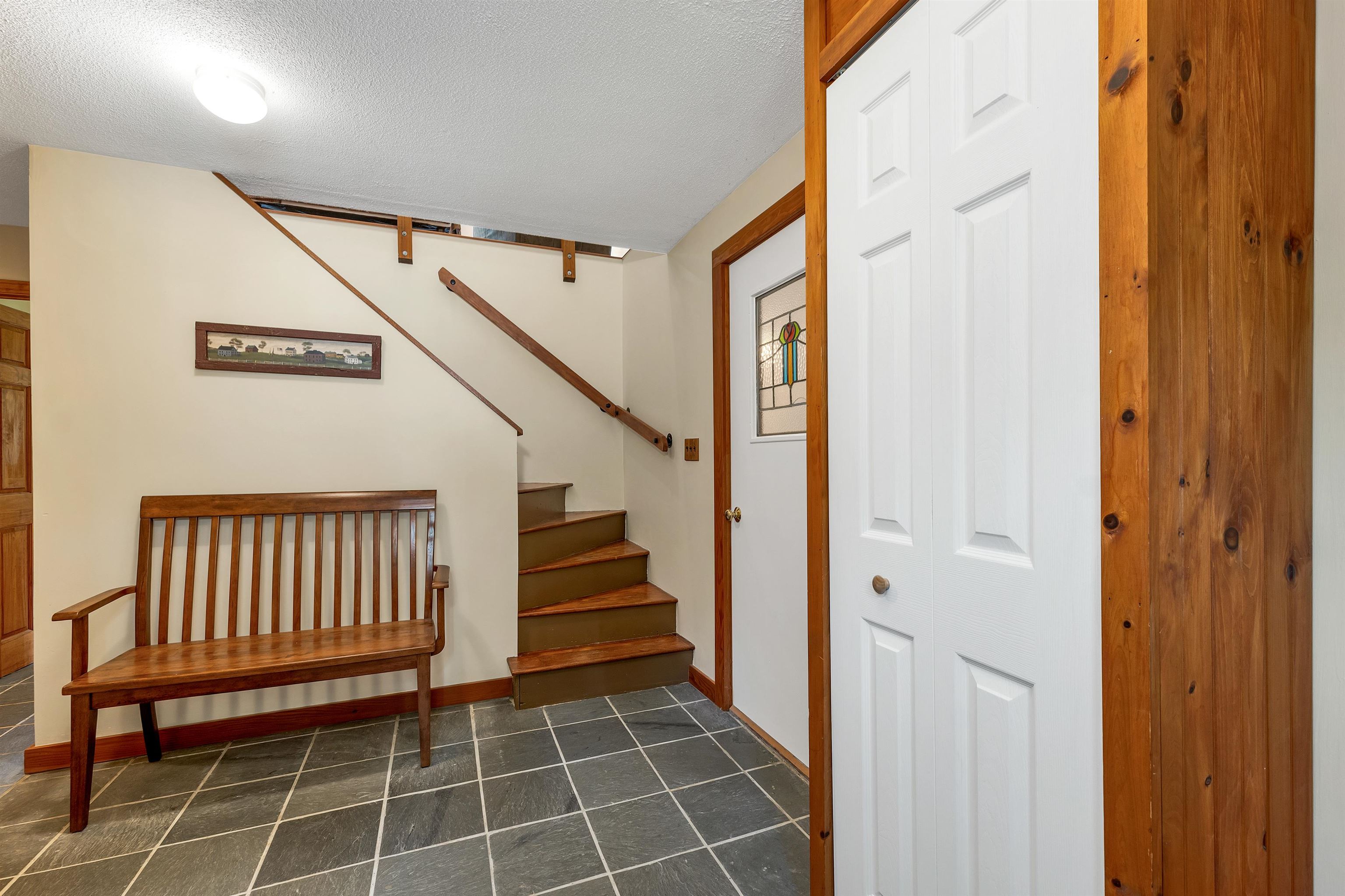 Holderness, New Hampshire 03245, United States, 4 Bedrooms Bedrooms, ,3 BathroomsBathrooms,Residential,Active,186668