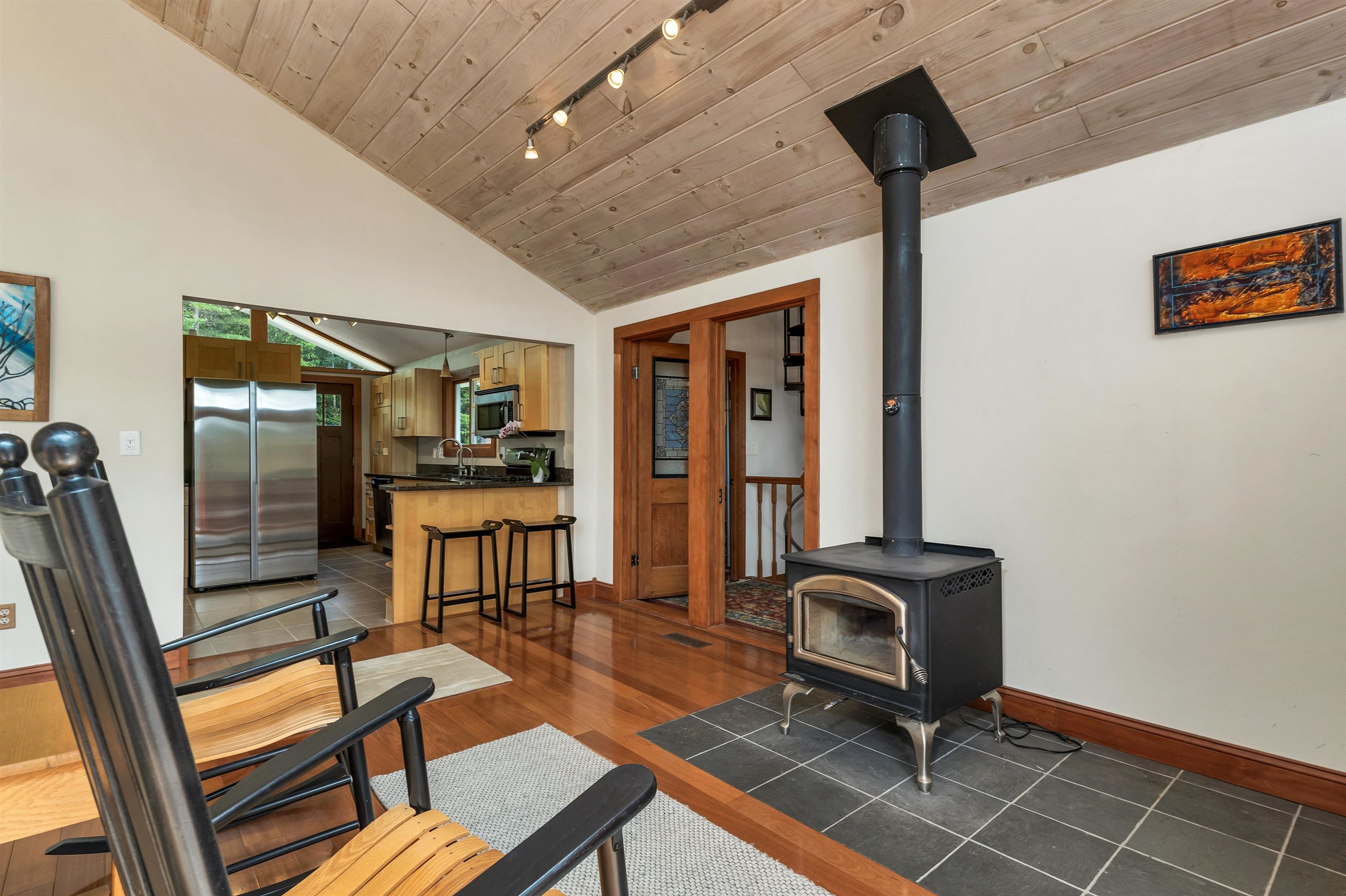 Holderness, New Hampshire 03245, United States, 4 Bedrooms Bedrooms, ,3 BathroomsBathrooms,Residential,Active,186668