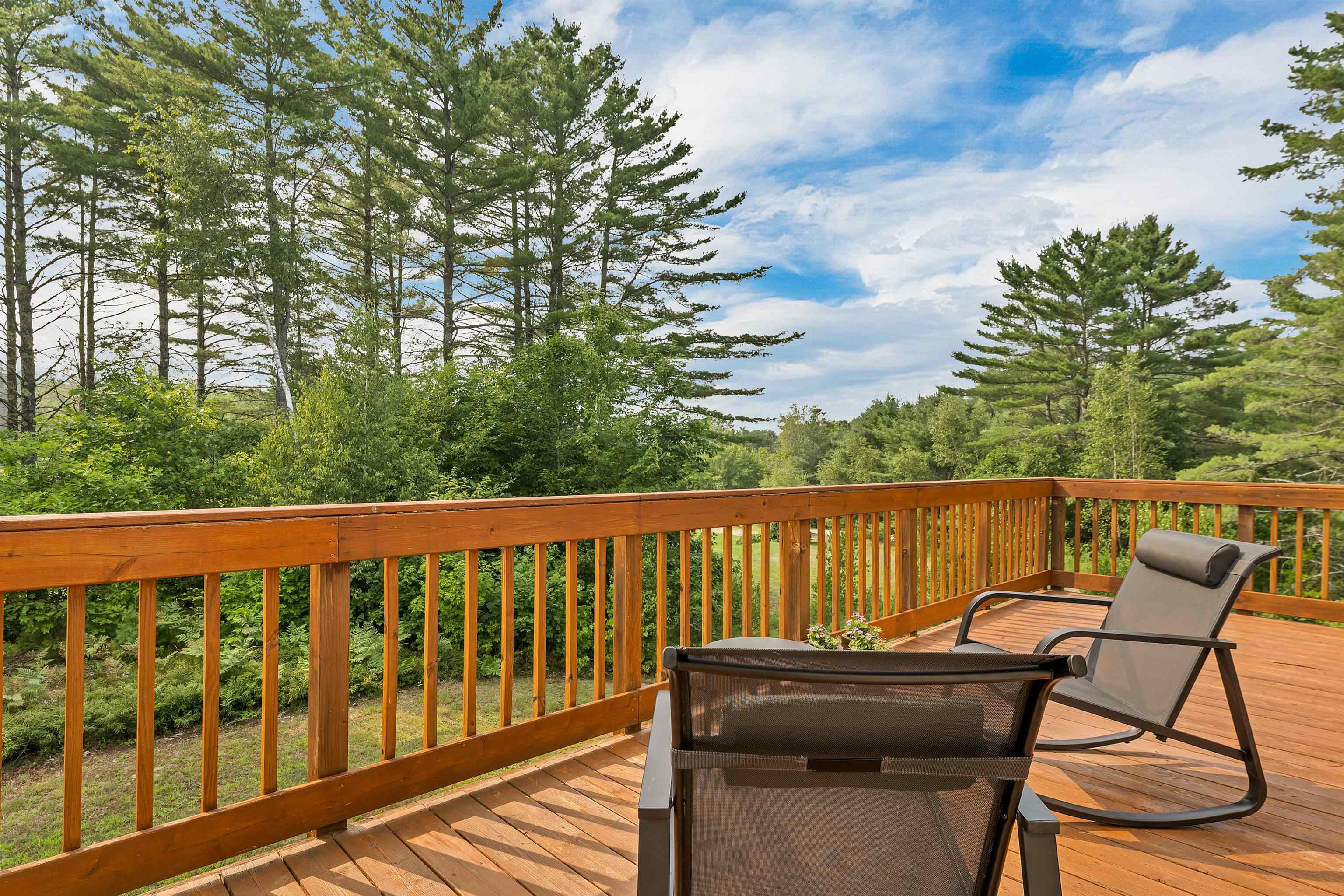 Holderness, New Hampshire 03245, United States, 4 Bedrooms Bedrooms, ,3 BathroomsBathrooms,Residential,Active,186668