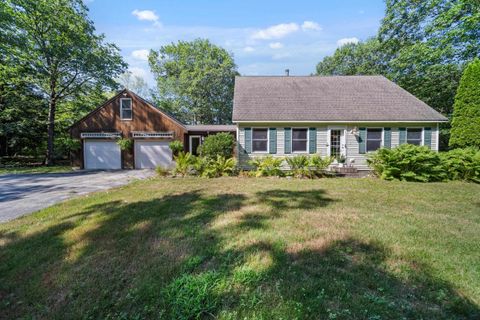 757 Forest Road Lyndeborough NH 03082