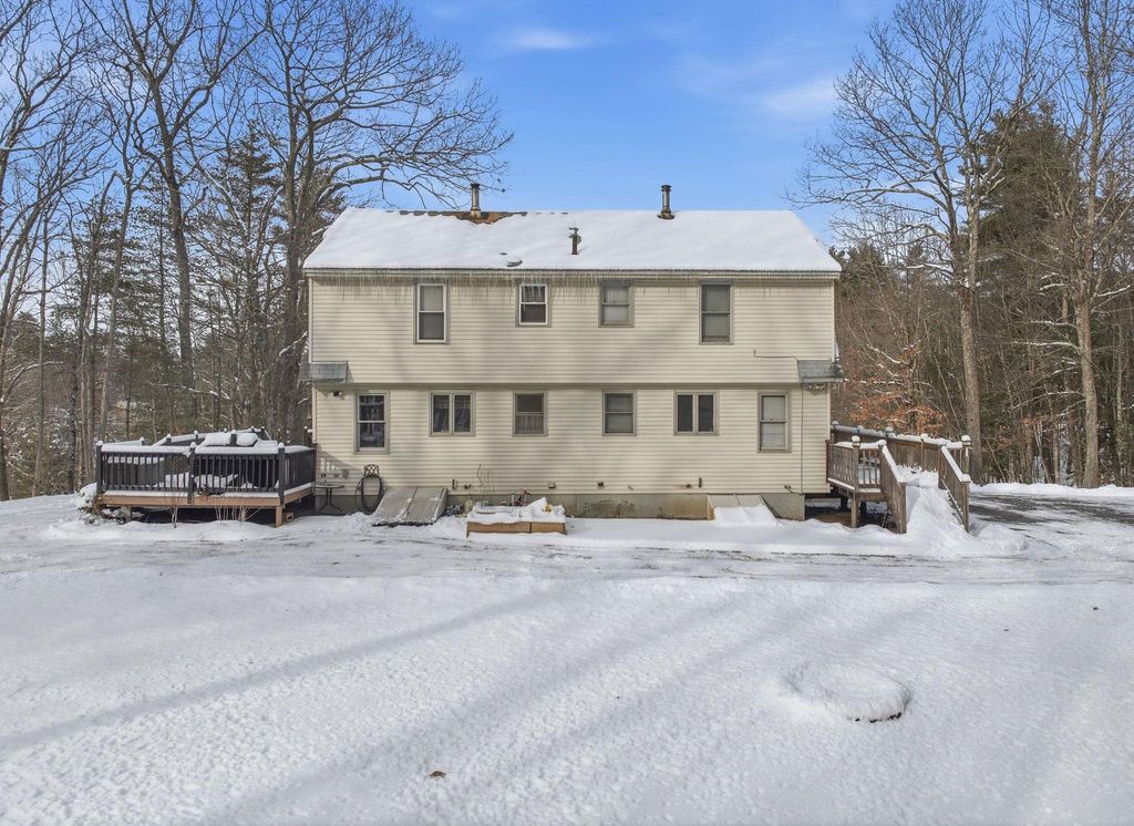 Photo of 3 Walton Circle, Londonderry, NH 03053 (MLS # 5074685)