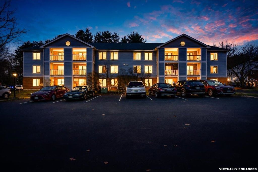 Photo of 2 Timberwood Drive #101, Goffstown, NH 03045 (MLS # 5081628)
