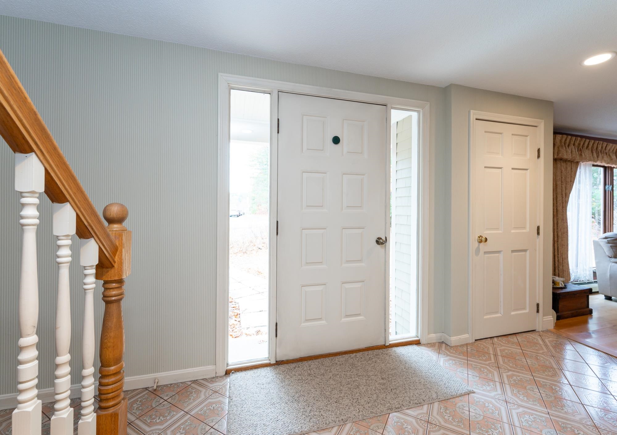 285 East Dunstable Road