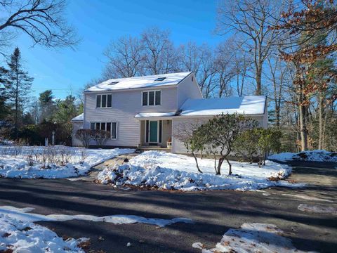 Photo of 285 East Dunstable Road, Nashua, NH 03062 (MLS # 5070565)