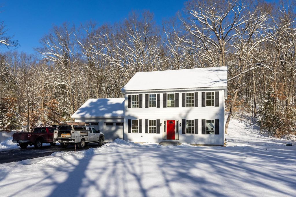 Photo of 12 Peaslee Road, Rochester, NH 03867 (MLS # 5074642)