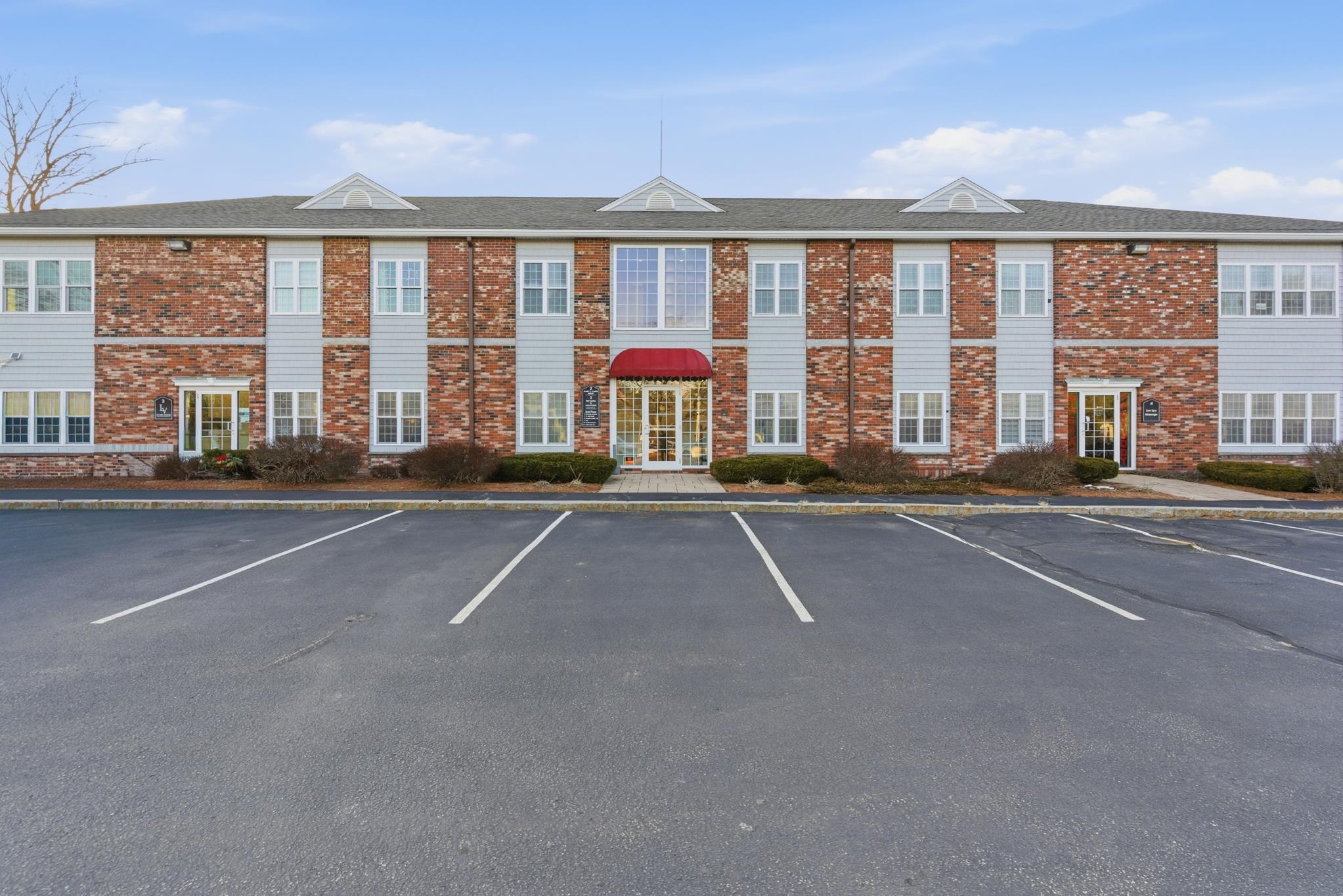 2 Mary E Clark Drive 9