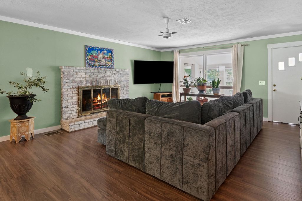 Photo of 41 Linden Road, Conway, NH 03860 (MLS # 5082650)