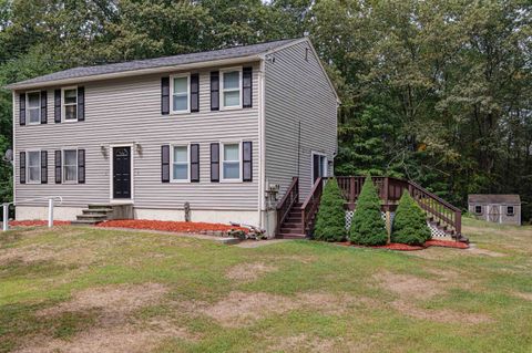 7 R Desforge Lane R Derry NH 03038