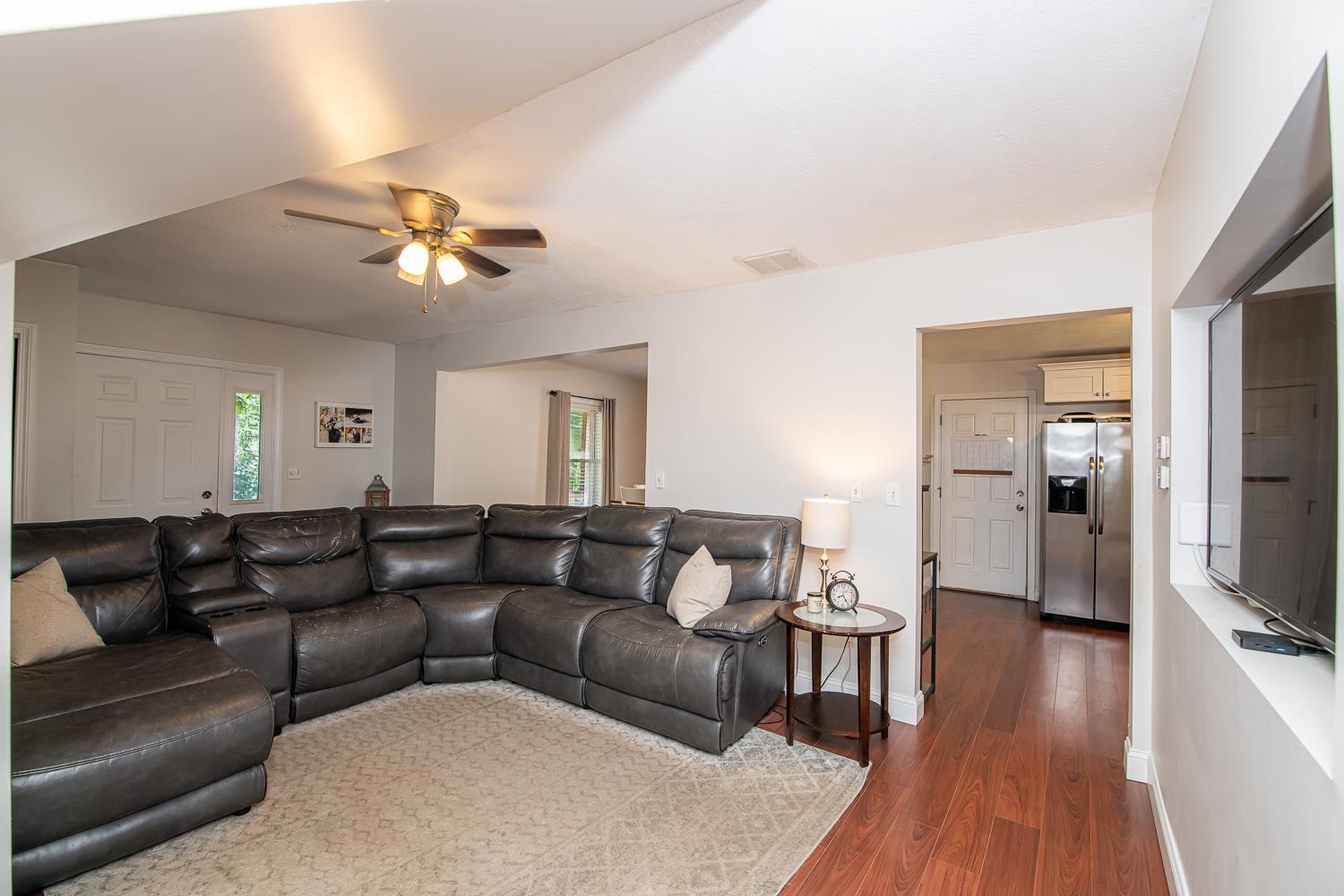 Epsom, New Hampshire 03234, United States, 3 Bedrooms Bedrooms, ,3 BathroomsBathrooms,Residential,Active,195775